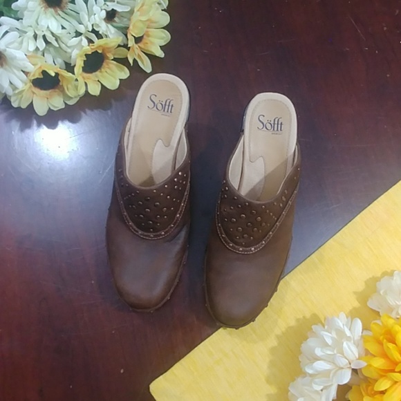 Sofft Leather Stuuded Mule Clog Slip On Heel Shoe - Picture 1 of 8